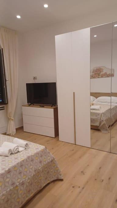 Rosa'S House - Casa Vacanza Vicina Al Mare Vico Equense Eksteriør billede